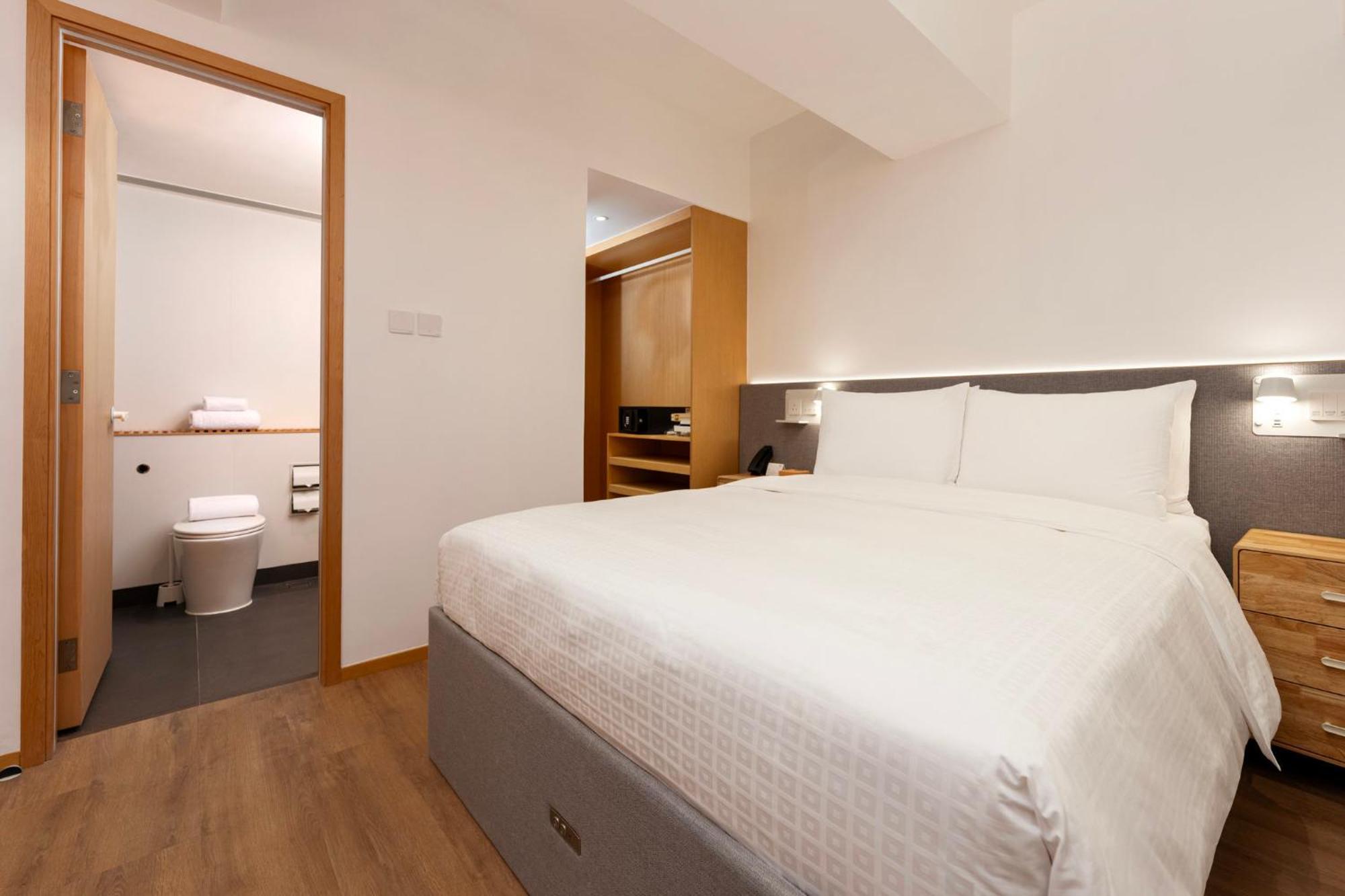 Shama Hub Metro South Hotel